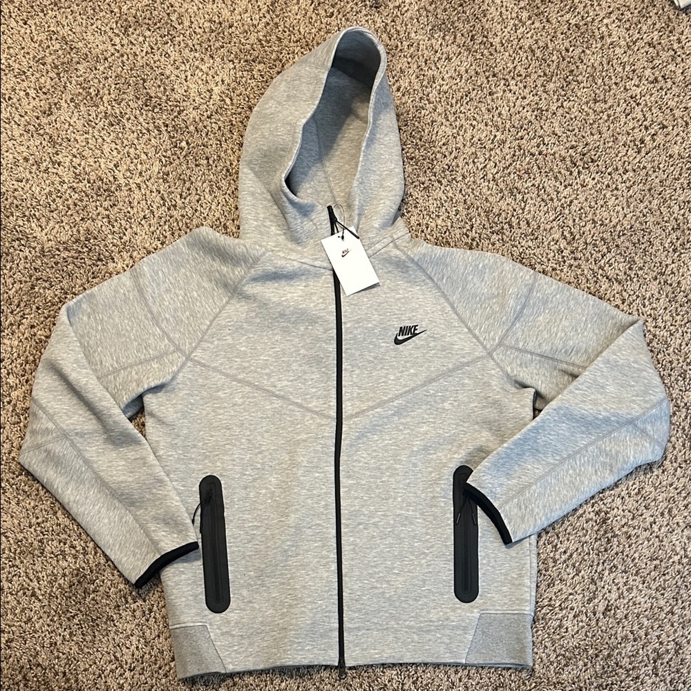 Nike Light Gray Full-Zip Hoodie